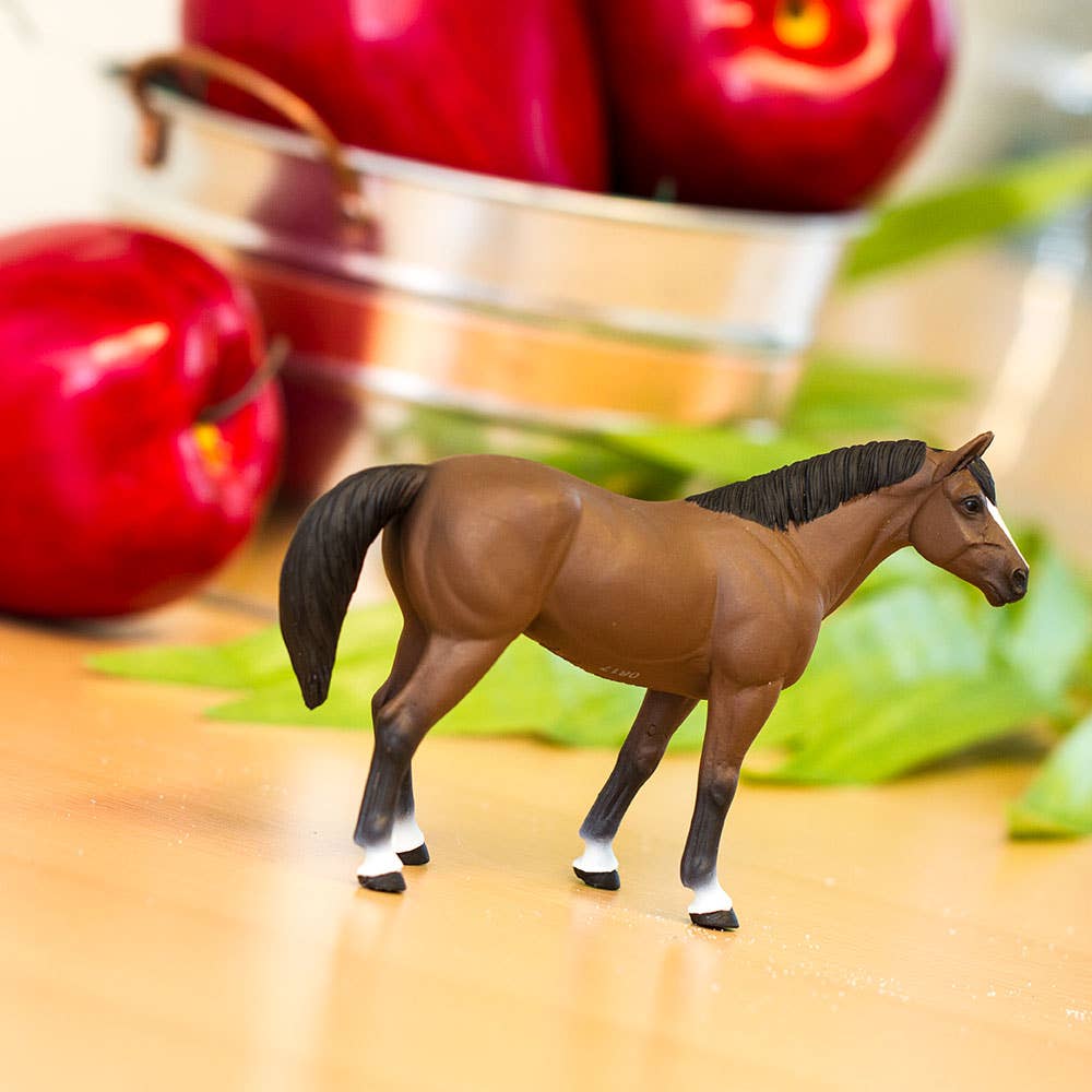 Quarter Horse Gelding Figurine