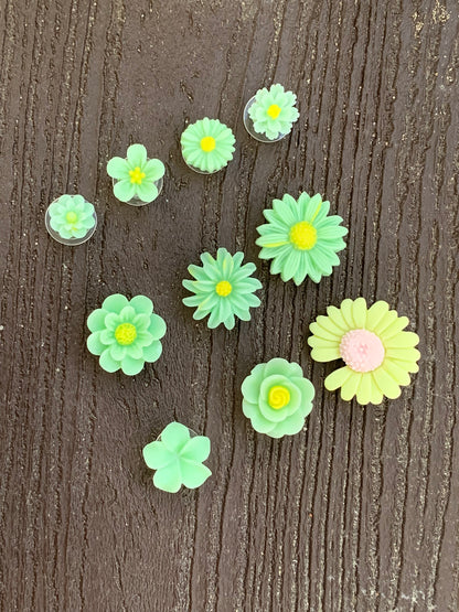 Green Flower Shoe Charm