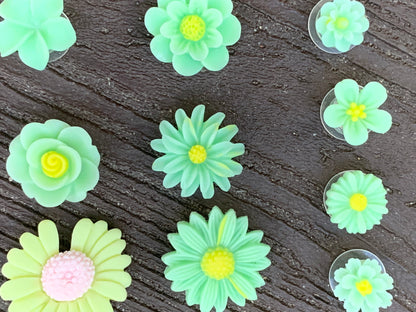 Green Flower Shoe Charm